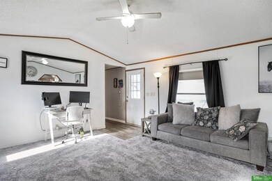 12611 Aurora Plaza unit 266, Omaha, NE 68164 - photo 3