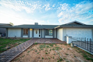 7942 W Heatherbrae Dr unit 6, Phoenix, AZ 85033 - photo 6