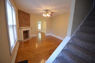 327 Unit Dining Rm