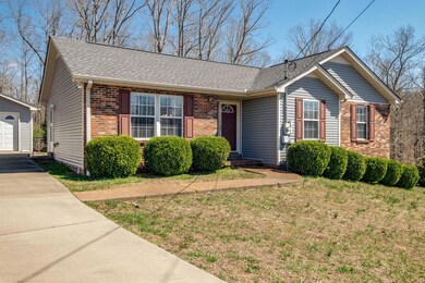 Great Location...Only Minutes to Downtown Dickson!