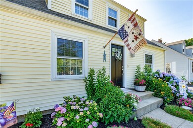 22 Deacon Ave, Warwick, RI 02886 - photo 3