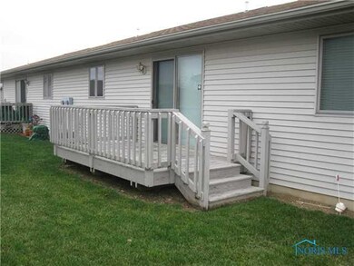 515 Woodpointe Dr, Woodville, OH 43469 - photo 3