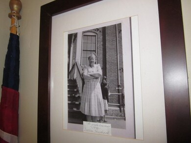 8 School St unit 8, Fiskdale, MA 01518 - photo 4