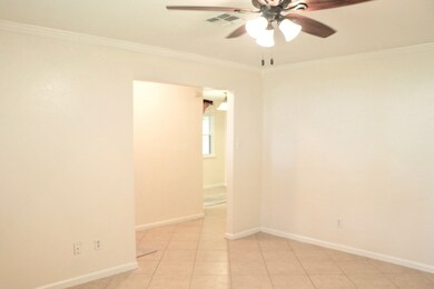 1203 Elm St, Alvin, TX 77511 - photo 4
