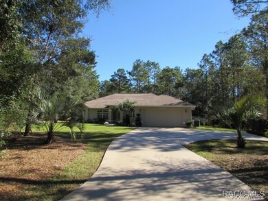 DRIVEWAY W/ EXTRA PARKING