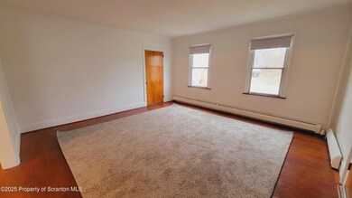 211 Oak St unit First Floor, Scranton, PA 18508 - photo 5