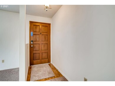 5380 SW 185th Ave, Beaverton, OR 97007 - photo 4