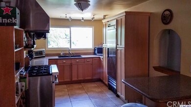 13032 Gladstone Ave, Sylmar, CA 91342 - photo 4