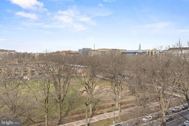 Potomac Place Tower unit N708, Washington, DC 20024 - photo 6