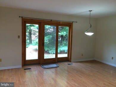 3803 Fox Pointe Ct, Glen Mills, PA 19342 - photo 4