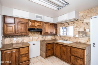 4834 W Encanto Blvd, Phoenix, AZ 85035 - photo 3