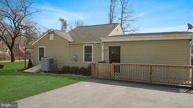 1231 Pekin Rd, Pasadena, MD 21122 - photo 3
