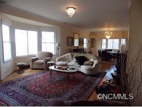 Living room to dining room
