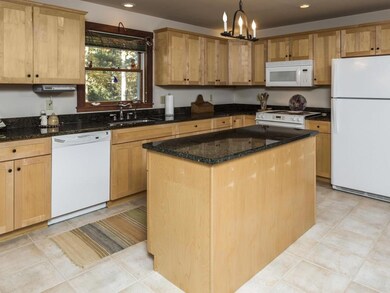 662 Back River Rd, Boothbay, ME 04537 - photo 3