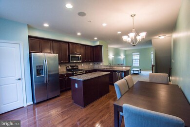 7214 Winding Hills Dr, Hanover, MD 21076 - photo 3