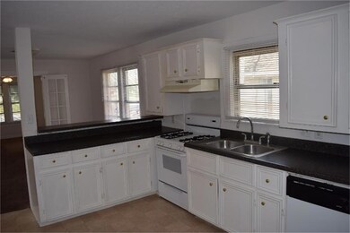 7902 Hirsch Rd, Houston, TX 77016 - photo 5