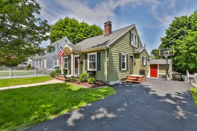 10 Hemenway St, Methuen, MA 01844 - photo 4