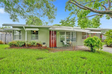 2731 NE 9th Ave, Pompano Beach, FL 33064 - photo 4