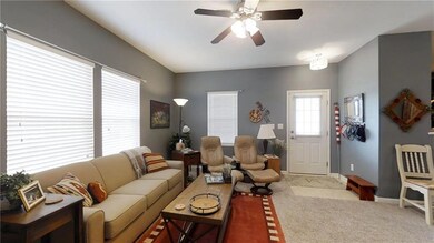 9958 Donavan Ln, Fishers, IN 46038 - photo 4