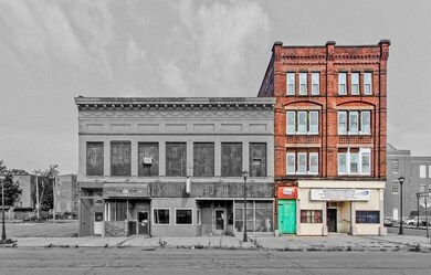 445 High St unit 447, Holyoke, MA 01040 - photo 2