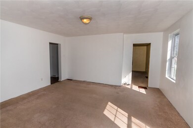 321 Sycamore St, Vandergrift, PA 15690 - photo 6