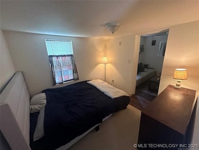 907 N Wilson Ave, Sand Springs, OK 74063 - photo 7