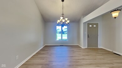 7765 Wooden Shoe Cir, Avon, IN 46123 - photo 3