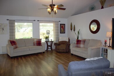 434 Autumn Dr, Nampa, ID 83686 - photo 4