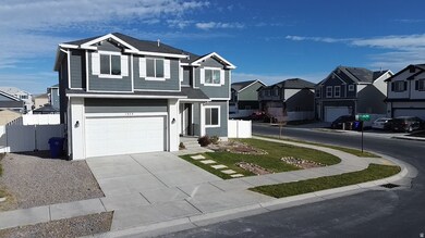 1373 E Bell Buoy Way, Eagle Mountain, UT 84005 - photo 4