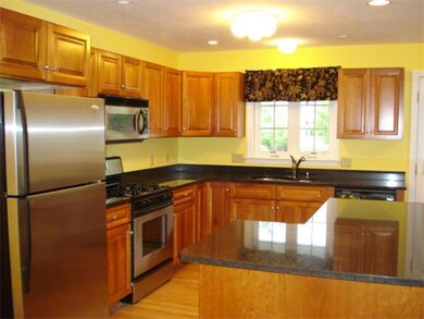 9 Saddlebred Rd, Fitchburg, MA 01420 - photo 2