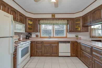 159 Maple St, Manchester, NH 03103 - photo 5