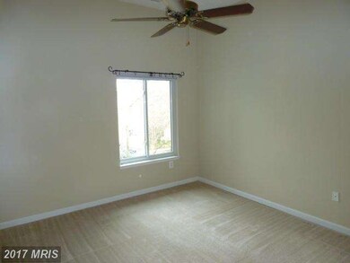 11041 Villaridge Ct unit B, Reston, VA 20191 - photo 5