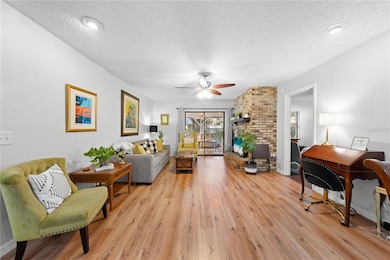 8 Wood St, Oviedo, FL 32765 - photo 2