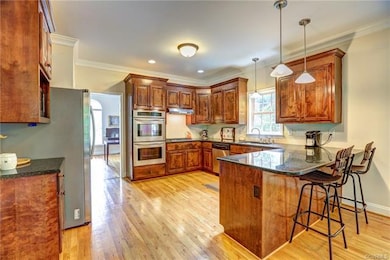 Double oven and gas cooktop