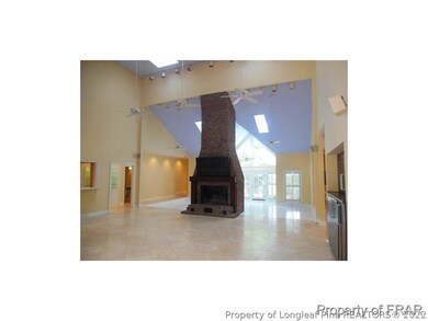 417 Kingsford Rd, Fayetteville, NC 28314 - photo 6