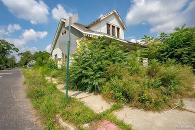 17403 Goddard St, Detroit, MI 48212 - photo 2