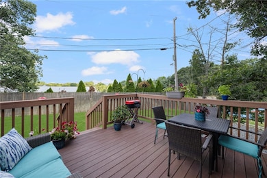 End unit private deck!