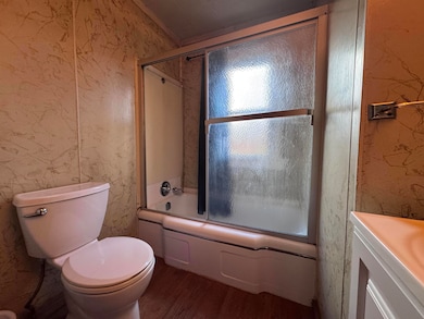 272 Maple Ave, Claremont, NH 03743 - photo 5