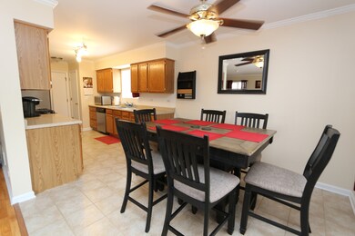 Dining/Kitchen