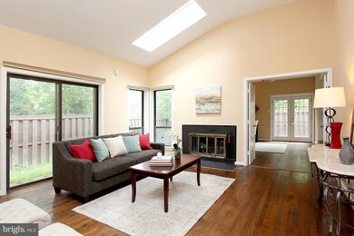 5347 Strathmore Ave, Kensington, MD 20895 - photo 4