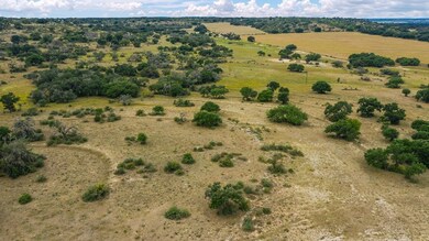 2334 Pfiester Rd unit 2, Fredericksburg, TX 78624 - photo 5