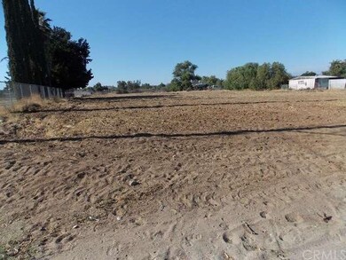 FLAT SOIL LAND