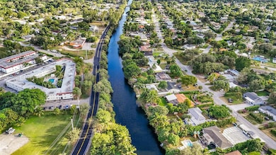 201 S Biscayne River Dr unit AB, Miami, FL 33169 - photo 3