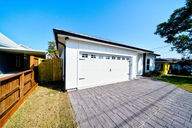 21524 Sunset Ave - (4)