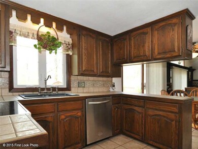 2 Plantation Dr, Cumberland, RI 02864 - photo 6