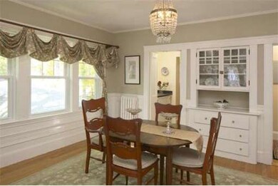 9 Irving St, Arlington, MA 02476 - photo 2