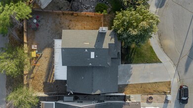 24.7.22 Sonora Court Exterior-5