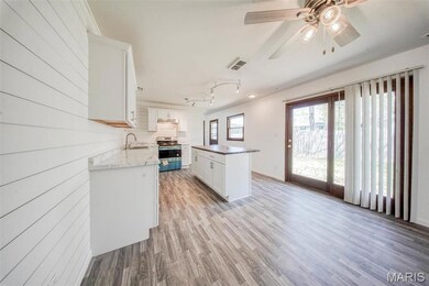 1301 Whitney Ln, Rolla, MO 65401 - photo 6