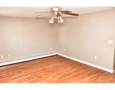 16 Fairbanks St unit 1, Worcester, MA 01610 - photo 2