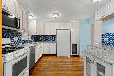 78 Deering Dr, Tewksbury, MA 01876 - photo 3